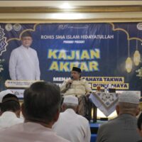 Kajian Akbar bersama Gus Faiz: “Menjaga Cahaya Taqwa di Tengah Arus Dunia Maya”